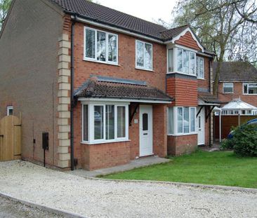 3 bedroom semi-detached house to rent - Photo 6