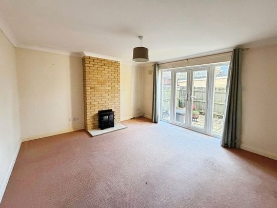 Globe Lane, Littleport - Photo 1