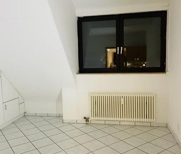 ! Schöne 2ZKB Wohnung inkl.Balkon&Stellplatz im Ortskern ! - Foto 1