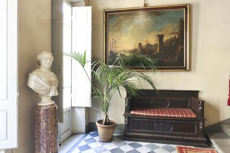 Affresco apartment in historical palazzo - Photo 4