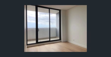 Magnificent 3 Bedroom Apartment for Lease - Photo 2