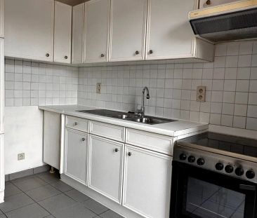 Appartement te huur in Lokeren met terras en garage - Photo 4