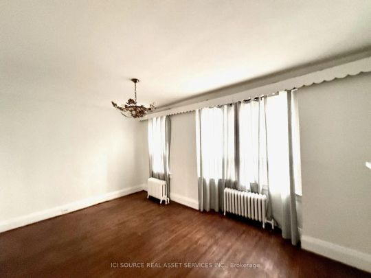 862 Danforth Avenue #Floor 3 - Photo 1
