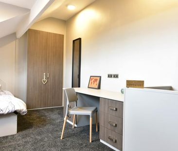 2 bedroom terraced house to rent - Photo 6