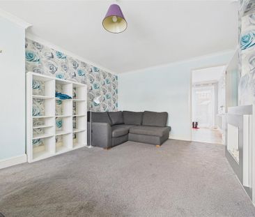 4 bedroom semi-detached house to rent - Photo 1