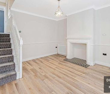 Bansons court, High Street, Ongar - Photo 3