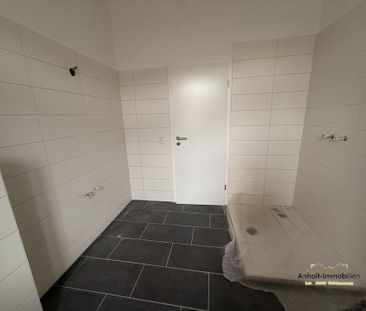 2- Raumwohnung im Erdgeschoss mit Parkplatz - Photo 3