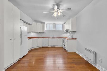 2090 Rue Sherbrooke O., Montréal (Ville-Marie), QC H3H - Photo 5