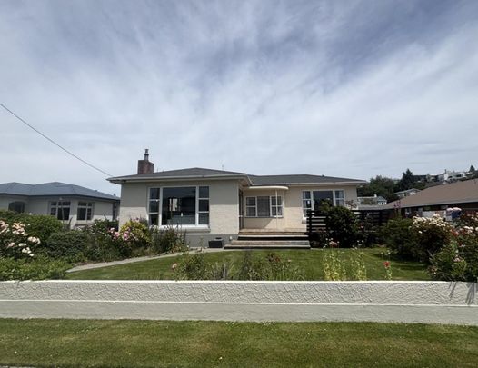 7 Brown Street, Gore - Photo 1