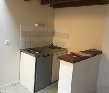 T1 duplex 24 m² – Quartier Carmes – LIMOGES – LOCATION – BEGIP - Photo 2