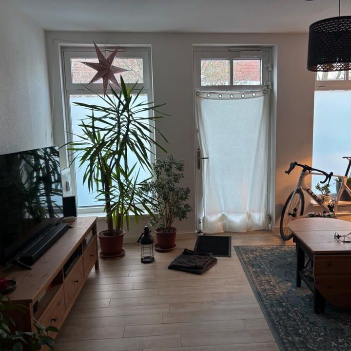 ++unweit des Rathauses ++ Fernwärme++ Wannenbad++ - Photo 1