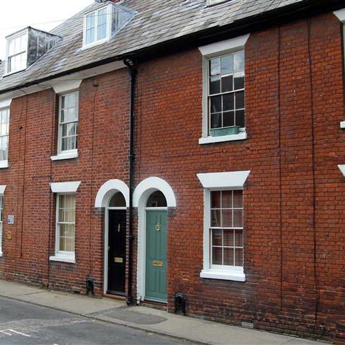 3 bedroom terraced house to rent - Photo 1
