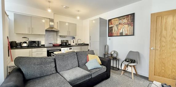 1 bedroom ground floor maisonette to rent - Photo 2