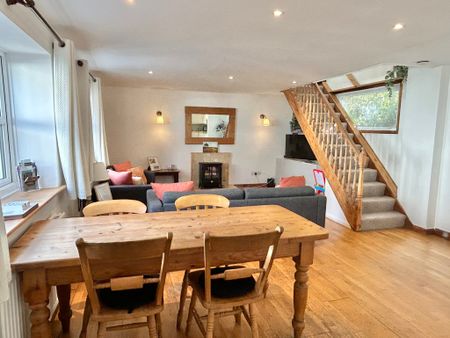 2 bedroom Two Bedroom House to rent - Photo 4