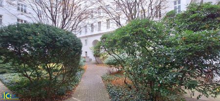 Großzügige Wohnung mit westseitigem Balkon im Servitenviertel - Photo 4