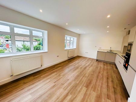 2 bedroom apartment to rent - Photo 3