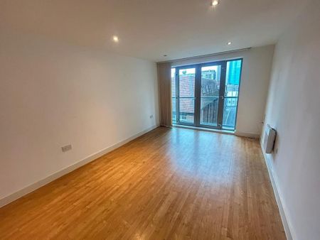 2 bedroom flat to rent - Photo 3