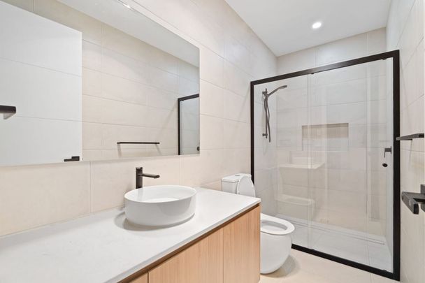 Ultra Modern 5 Bedroom Beauty - Photo 1