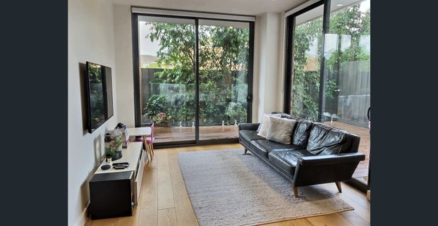 Apartment living at its best - Photo 1