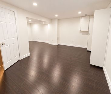 For Lease - 36 Scribner Court, Brampton, Ontario - Photo 4