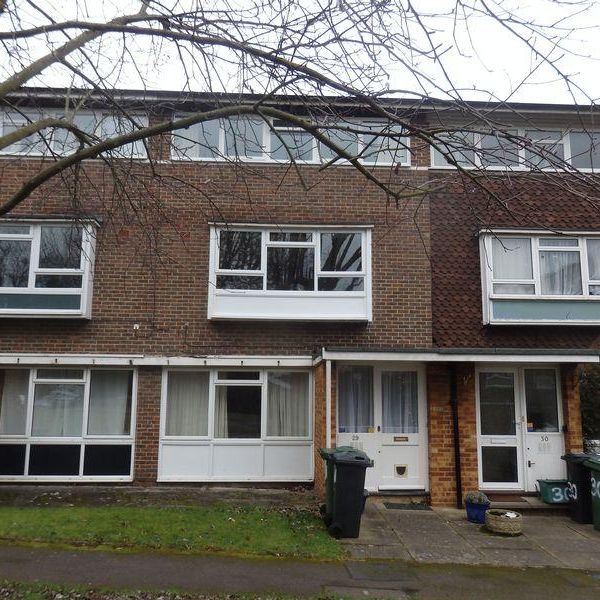 2 bedroom maisonette to rent - Photo 1