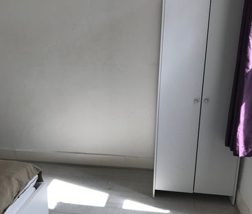 Room in a Shared House, Alpha Road, N18 - Photo 1