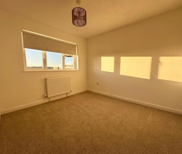 3 bedroom detached house to rent - Photo 3