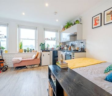 Hampstead High Street - Photo 3