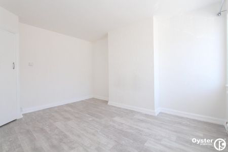Edward Road, Harrow, HA2 - Photo 2