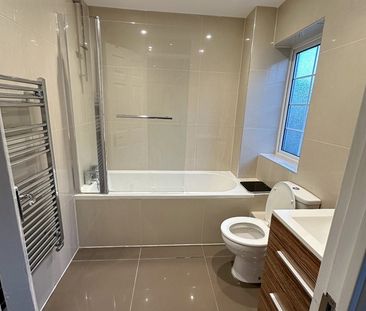 Room in a Shared House, Chargrove Close, SE16 - Photo 6