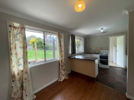 3 ADA ROAD Blackheath - Photo 2