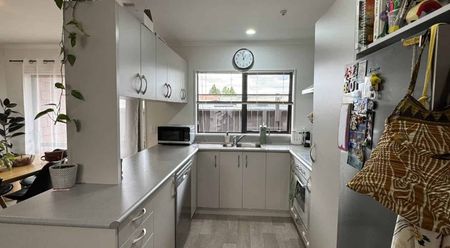 Not Your Average Townhouse - Photo 4