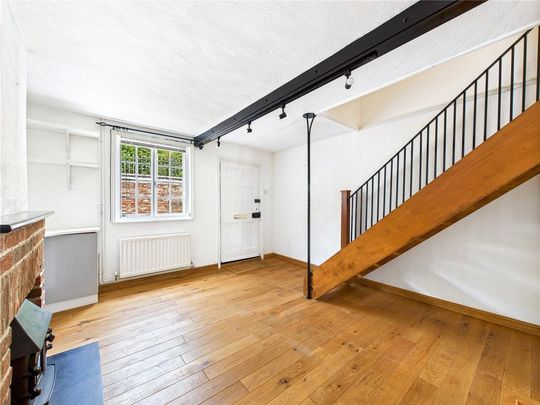 2 bedroom terraced house to rent - Photo 1