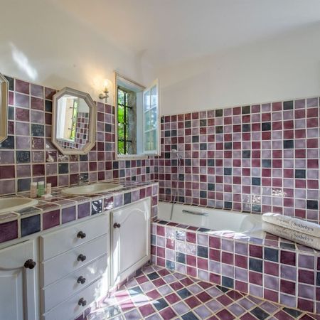 Rental Villa Ajaccio 7 Rooms 250 m² - Photo 4