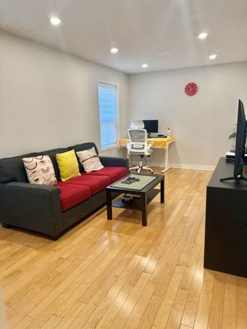 For Lease - 5553 Richmeadow Mews Unit# Upper, Mississauga, Ontario - Photo 2