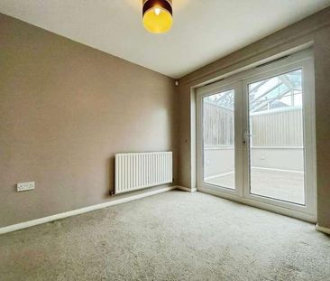 Shorts Avenue, Shortstown, MK42 - Photo 1
