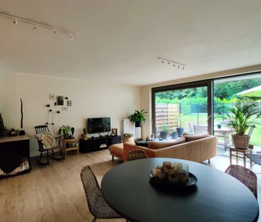 GIJZEGEM - Gelijkvloers appartement met tuin en staanplaats. - Foto 4