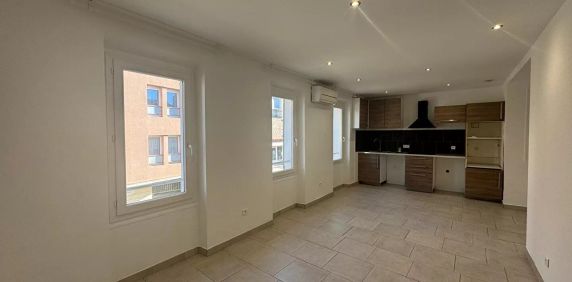 Appartement Saint Cyr Sur Mer 2 pièce(s) 36.82 m2 - Photo 2