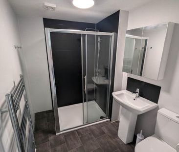 2 bedroom flat to rent - Photo 6