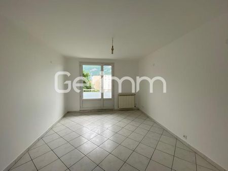 Location Appartement 3 pièces 52,82 m² - Photo 2