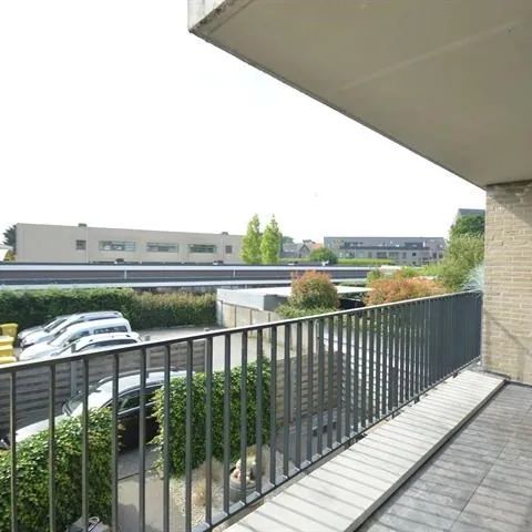 Appartement met 2 slaapkamers op de eerste verdieping gelegen in het centrum van Geel! - Photo 1