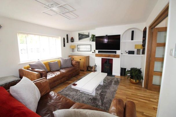 2 bedroom bungalow to rent - Photo 1