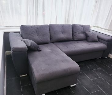 Room in a Shared House, Ingle Avenue, LS27 - Photo 3