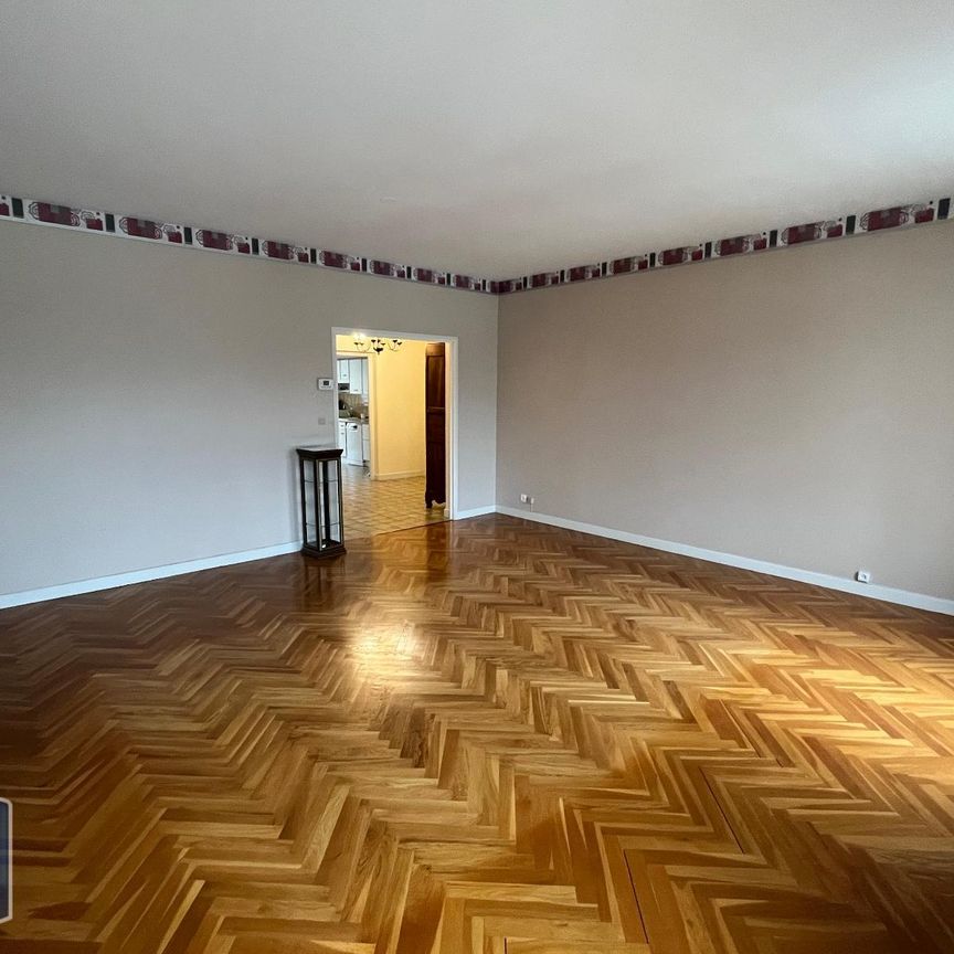 Location Appartement 4 pièces 117m² MACON 71000 - Photo 1