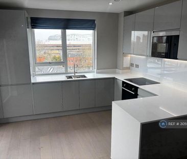 2 bedroom flat to rent - Photo 6