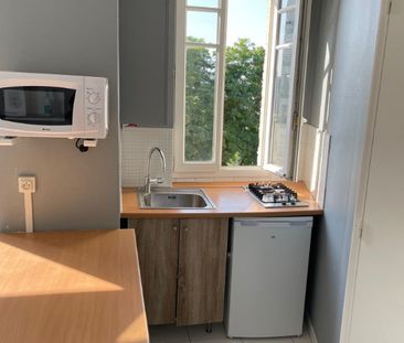 Location appartement 1 pièce, 19.00m², Issy-les-Moulineaux - Photo 2