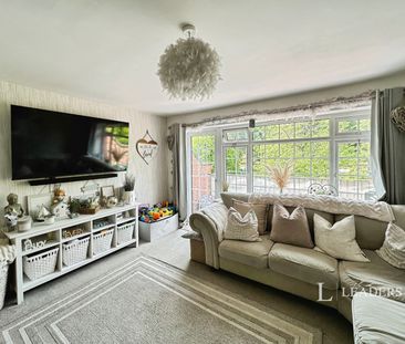 3 bedroom house to rent St. Helens Road, Hastings, East Sussex, TN34 - Photo 2