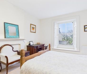 5 bedroom detached house to rent - Photo 4