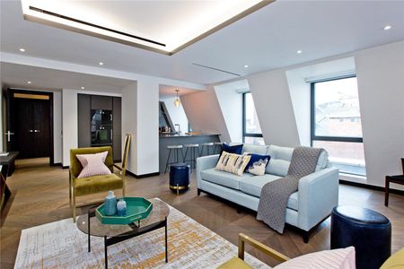 Golden Square, Soho - Photo 4