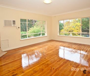 1/12 Warnes Rd , MITCHAM - Photo 2